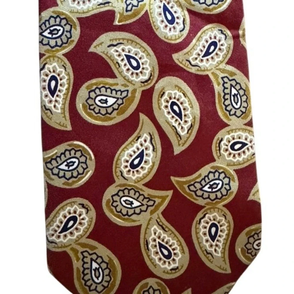 Fendi Cravatte Burgundy Paisley Silk Tie Made in Italy Classic Wide Necktie Work